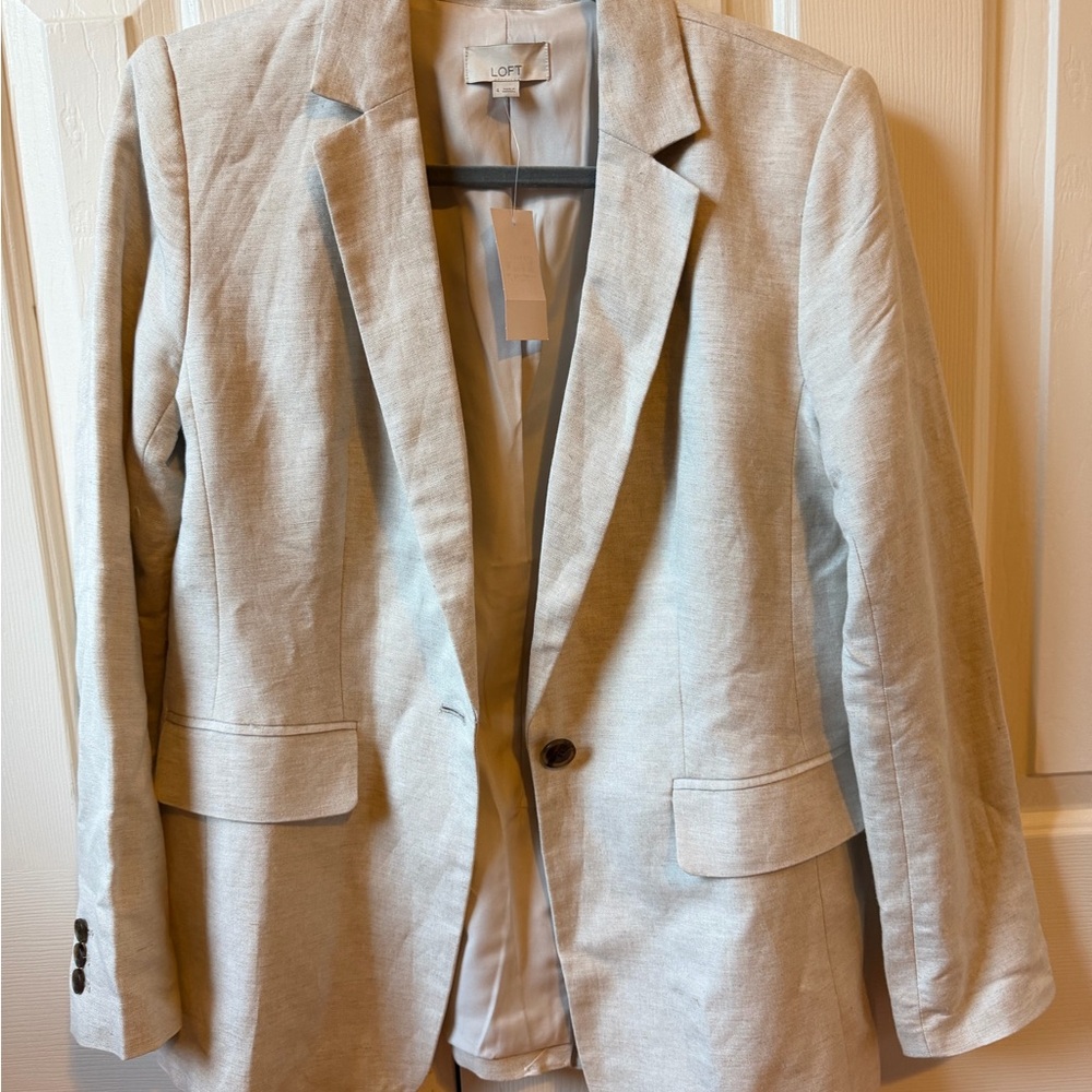 LOFT Beige Tailored Blazer